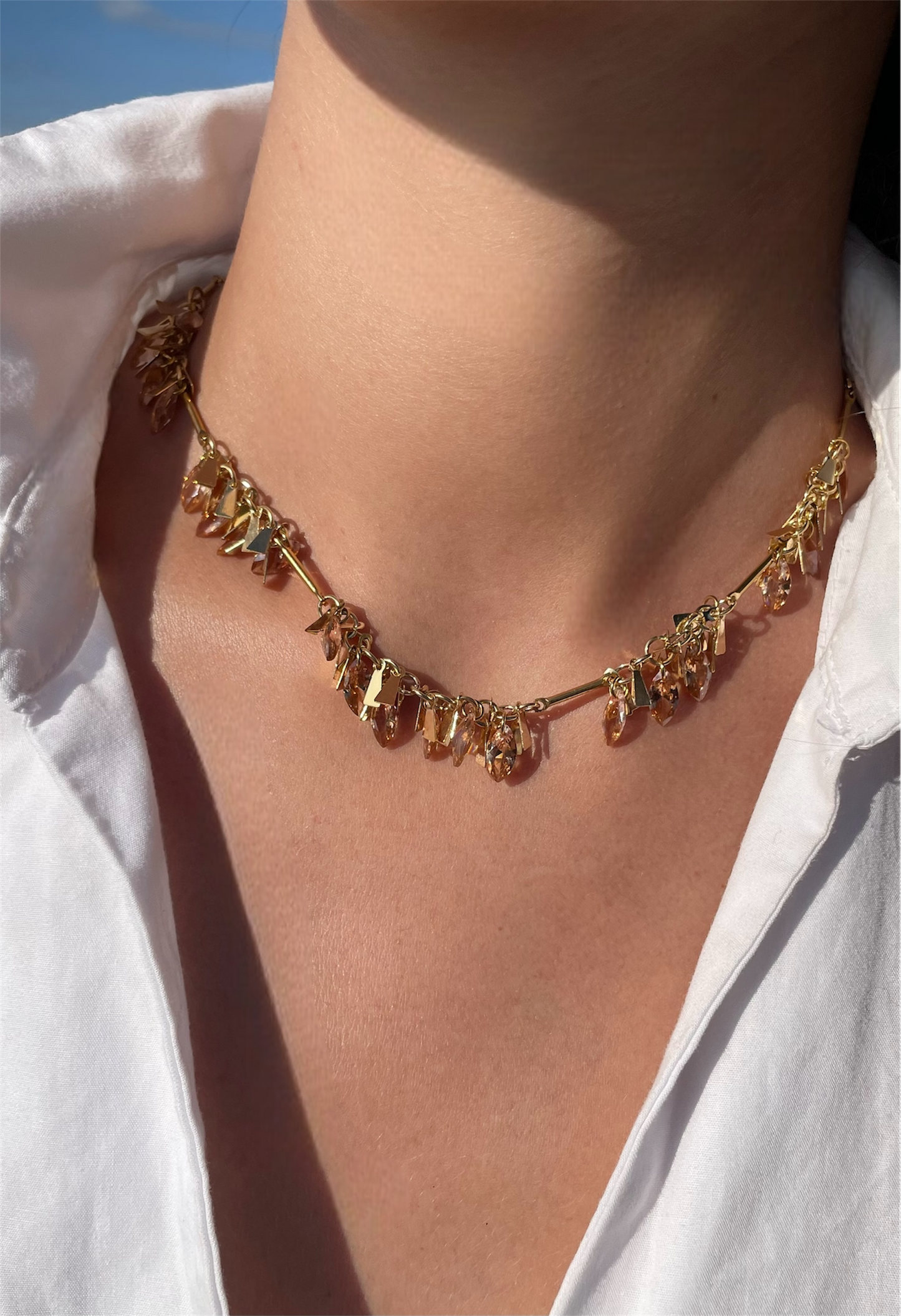 COLLIER LISE