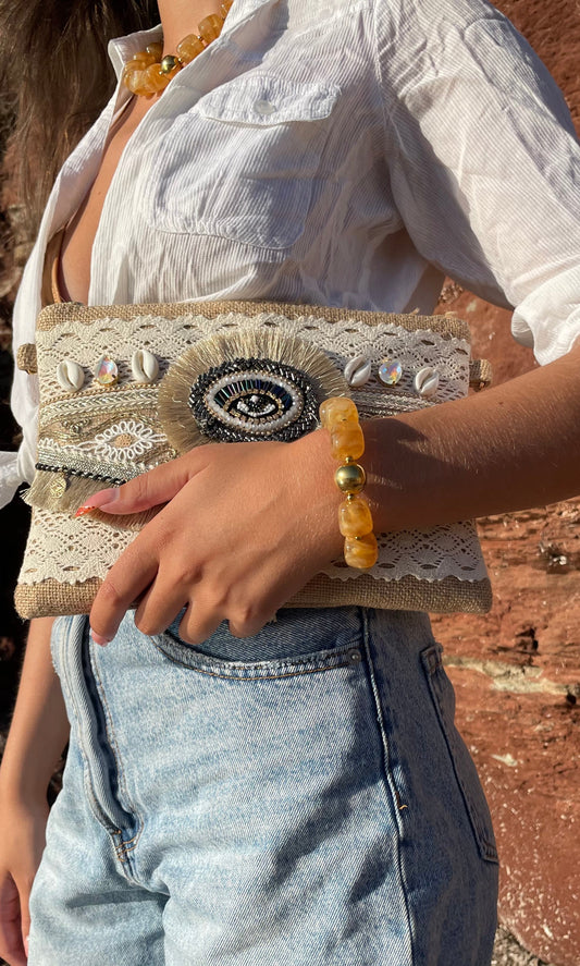 Bracelet en résine perles beige jaune tendance pour femme