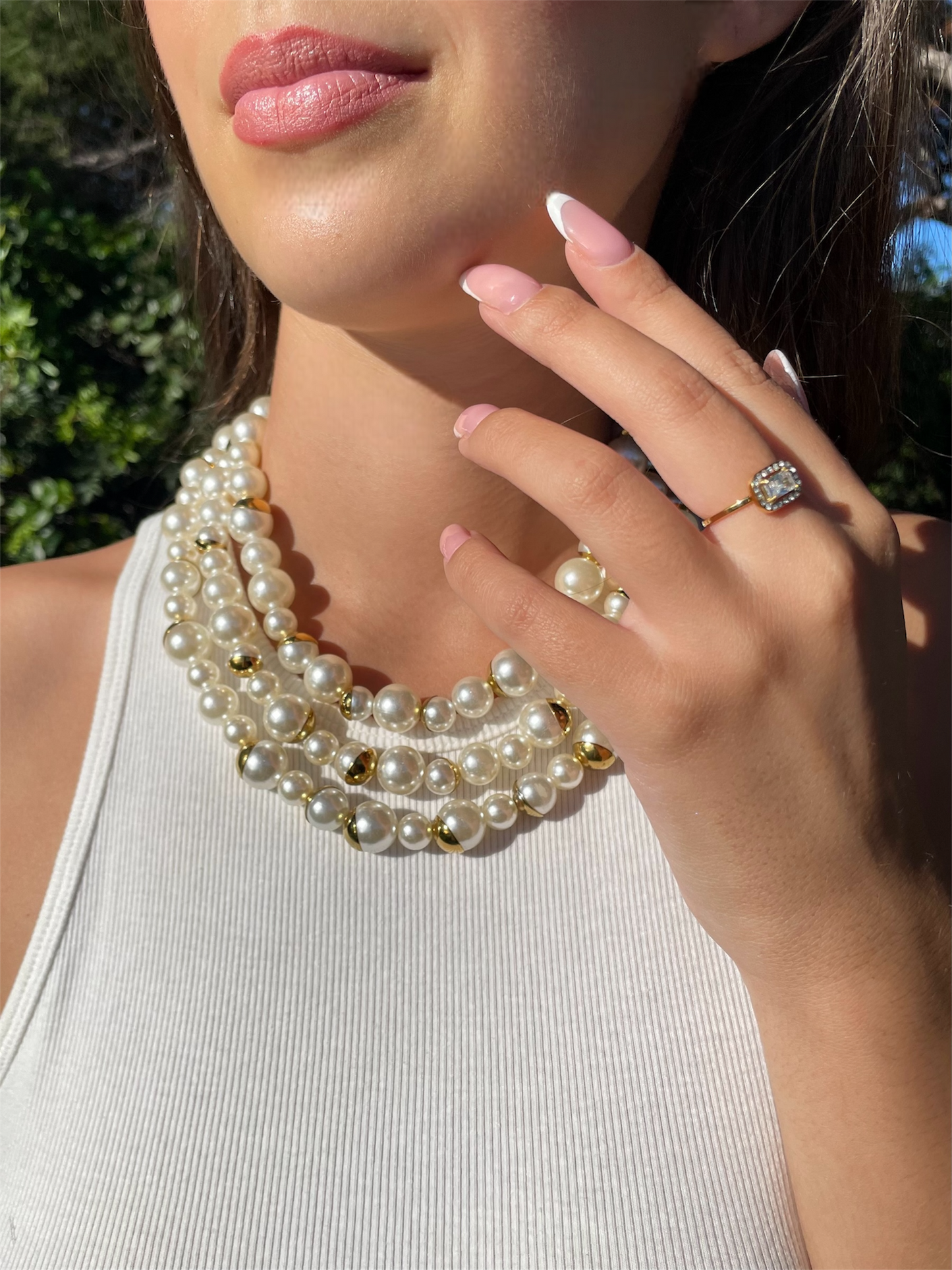 Collier perles blanches et doré 3 rangs pour femme