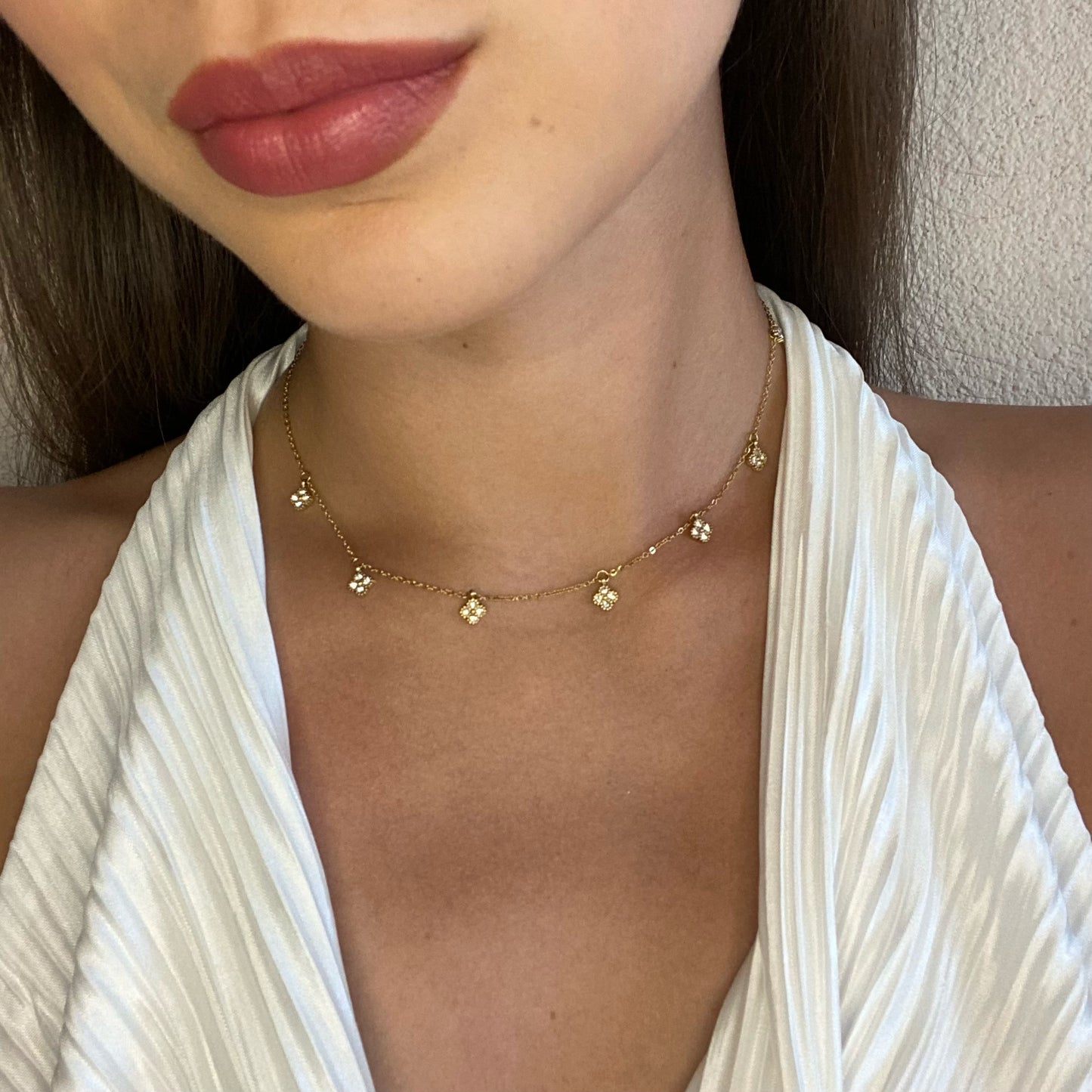 COLLIER ANGELA
