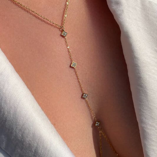 Bijou de corps composé de 4 trèfles doré en acier inoxydable pour femme