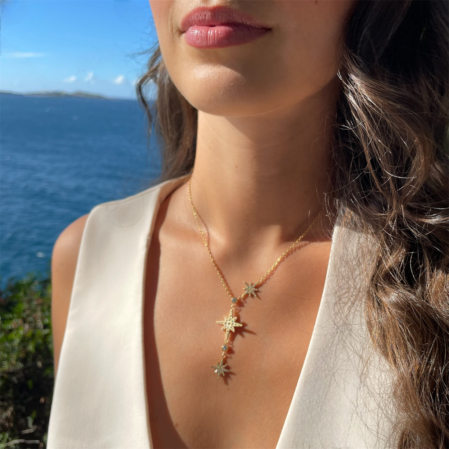 COLLIER SCARLA