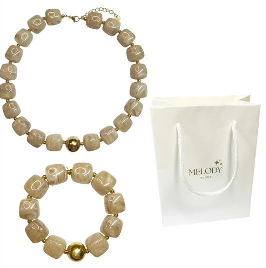 Parure bijoux en résine crème tendance effet marbré femme