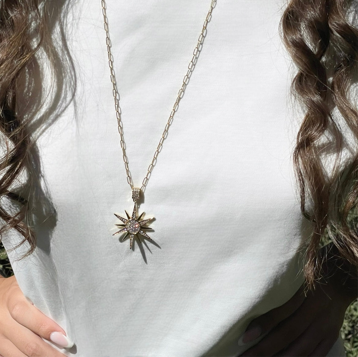 Sautoir pendentif étoile strass en acier inoxydable dore pour femme 