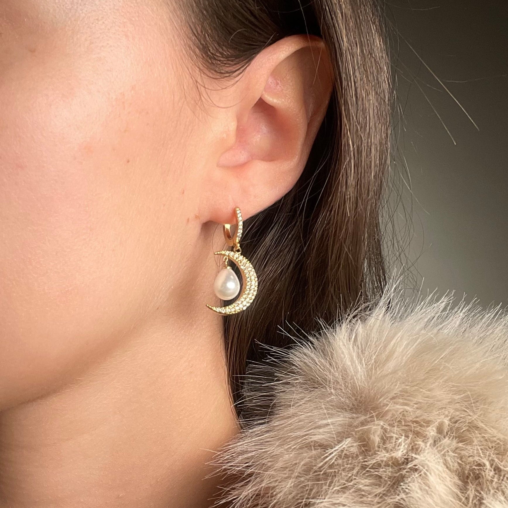 Boucles d’oreilles étoile et lune doré en acier inoxydable tendance femme 