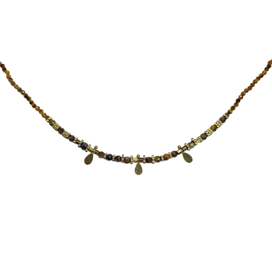 Collier en pierres naturelles œil de tigre avec pampilles en acier inoxydable doré